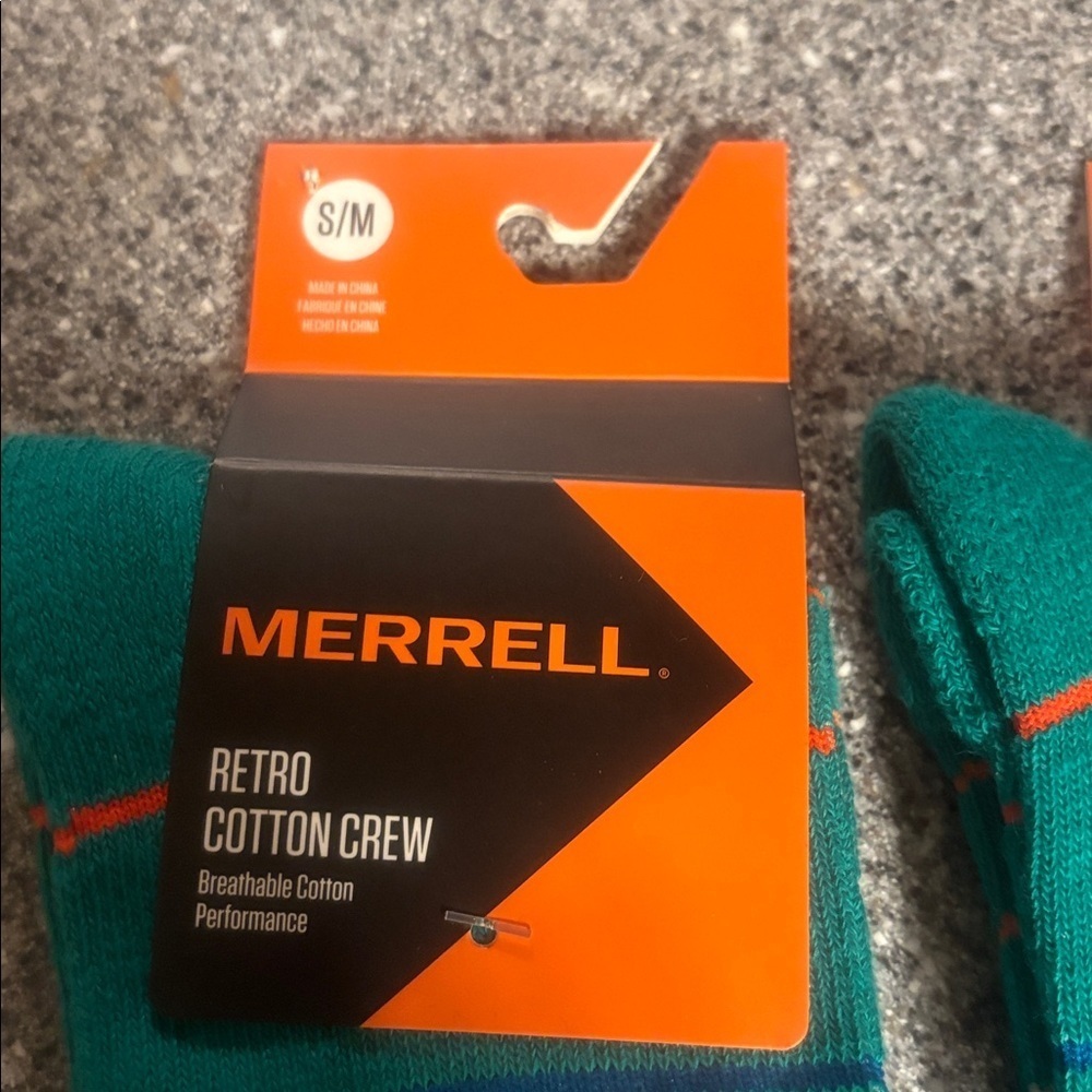 2 Pack Merrell Hiking Retro Cotton Crew Socks Size Medium S\M - Picture 2 of 5